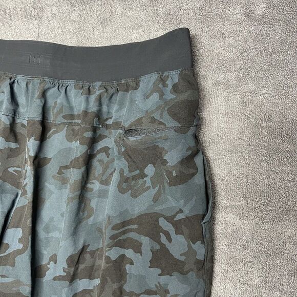 Lululemon THE 9” Shorts Mens L Gray Camo Gym Stretch Performance Pickleball - Picture 4 of 9